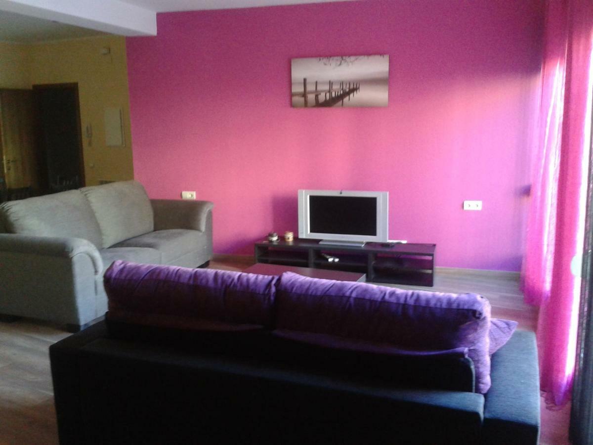 Apartamentos La Muralla Horta de Sant Joan Esterno foto