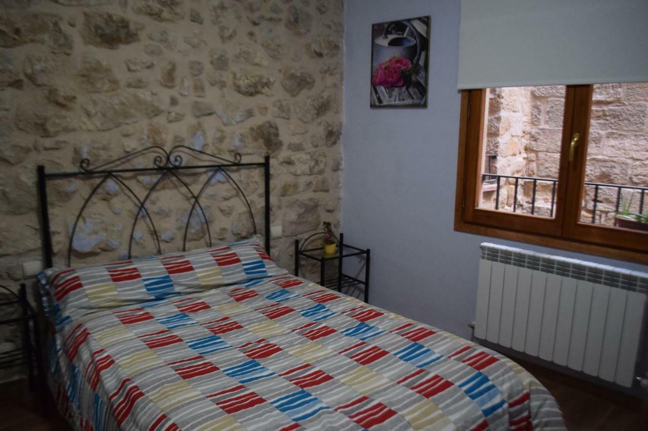 Apartamentos La Muralla Horta de Sant Joan Esterno foto
